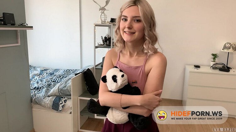 OnlyFans - Eva Elfie @evaelfie -   Virgin Stepsister Learns a Blowjob On Her Stepbrother's Dick [FullHD 1080p]