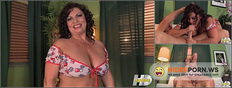 40 Somethingmag - Carmelita Lopez [HD 720p]