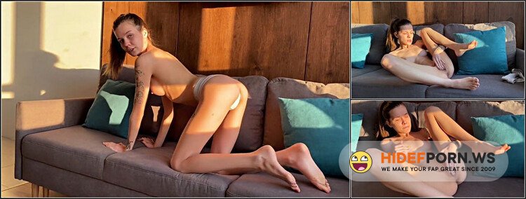 ModelsPorn - Fox Alina - Cute Petite Girl Fox Alina Masturbates During Sunset [FullHD 1080p]