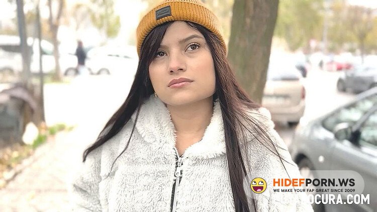 PutaLocura.com - Tiny - PILLADAS A JOVENCITA ARDIENTE [HD 720p]