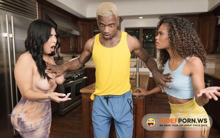 BrazzersExxtra.com/Brazzers.com - Scarlit Scandal, Tokyo Lynn, Damion Dayski: Damn, Damion... Sharked! [FullHD 1080p]