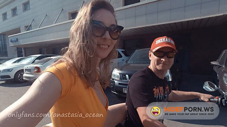 ModelsPorn - Naked Girl On a Motorcycle. Topless In The City [FullHD 1080p]