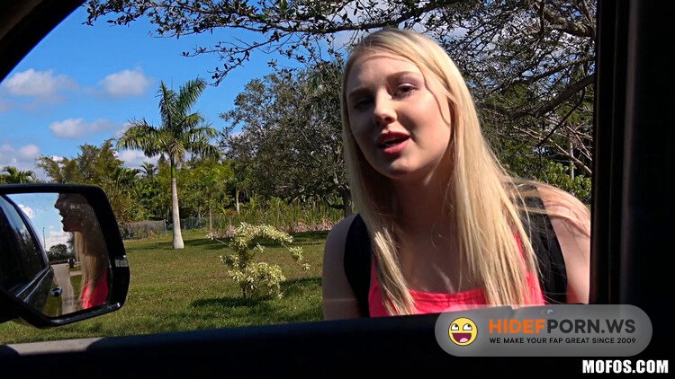 StrandedTeens / Mofos - Lily Rader (Side Of The Road Slut) [Full HD 1080p]