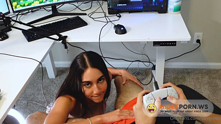 Onlyfans - Izzy Green Gamer Girl Sex Tape Video Leaked [FullHD 1080p]