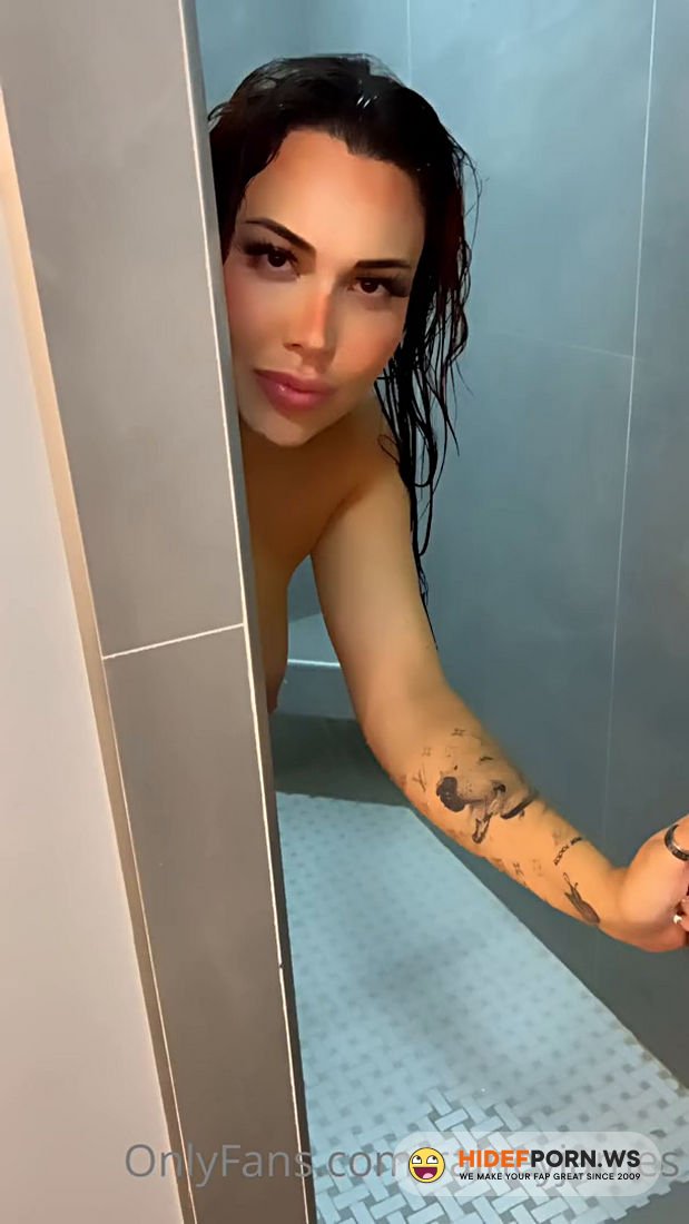 Onlyfans - Rainey James Nude BG Shower Video Leaked [FullHD 1080p]