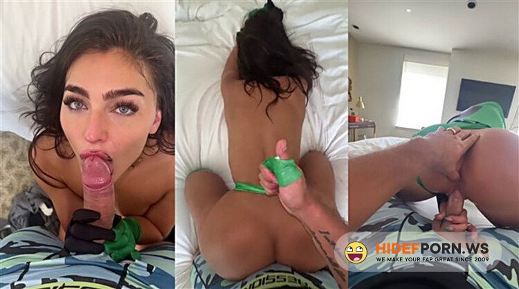Onlyfans - Emily Rinaudo Cosplay Sex Tape Video Leaked [FullHD 1080p]
