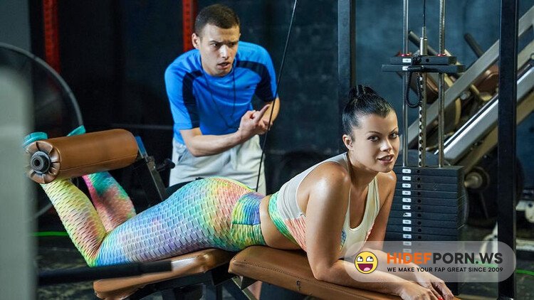 MilfBody.com/MYLF.com - Nadia White : Next Level Workout [FullHD 1080p]