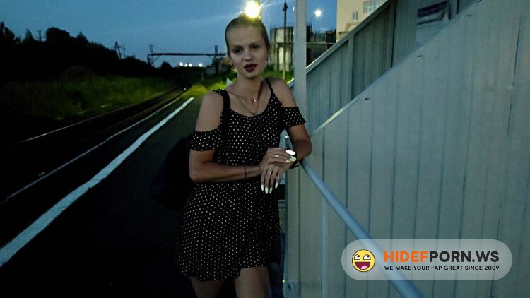 ModelsPornorg - SWife Katy - The Puzzled Baby Was Waiting For The Train, And Got a Hot Cock And a Big Creampie In Public [FullHD 1080p]