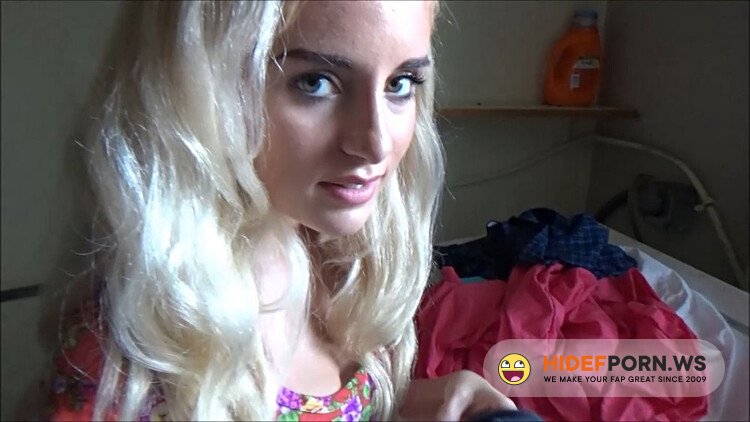 FamilyTherapy / Clips4Sale - Naomi Woods (Alone With You) [HD 720p]