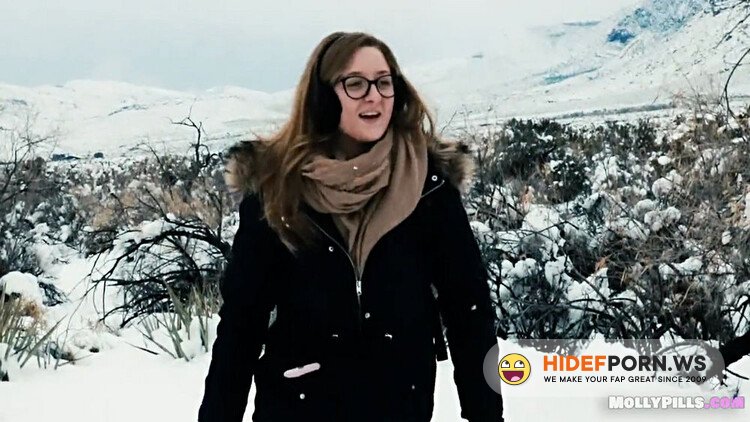 ModelsPornorg - Amazing Amateur Sucking Skills POV Facial - Horny Hikers - Molly Pills [HD 720p]