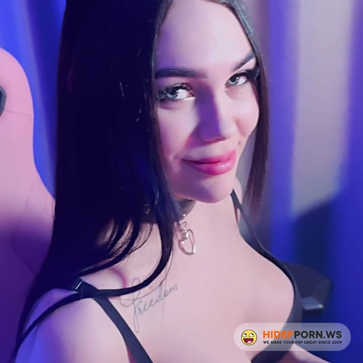 Cosplayphubcom - Sexy Gamer-Girl Doing Best Blowjob And Get s Her Pussy Full Of Cum GroteskJane [FullHD 1080p]