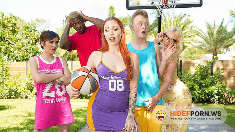 BrazzersExxtra.com/Brazzers.com - Rosalyn Sphinx, Arietta Adams, Kate Dee: Dunkin' On The Neighborhood MILF, Lesbian's 1st Cock [FullHD 1080p]