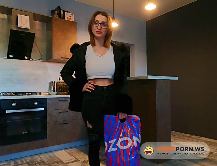 Cosplayphubcom - Step Sister Came For Advice, But I Fucked Her And She Came [FullHD 1080p]