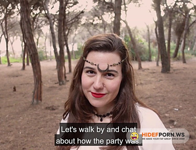 - Viking Try To Seduces a Lesbian Peasant [FullHD 1080p]
