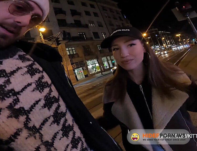 KateQuinnXXX - He Appeared In My DMs So I Fucked Him After The First Date Porn Vlog  - Kate Quinn [FullHD 1080p]