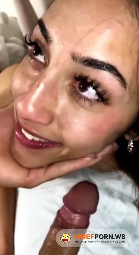 Onlyfans - Izzy Green Sex With My Dorm Mate Video Leaked [FullHD 1080p]