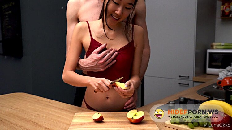 Onlyfans - Luna Okko - ON THE COUNTERTOP [FullHD 1080p]