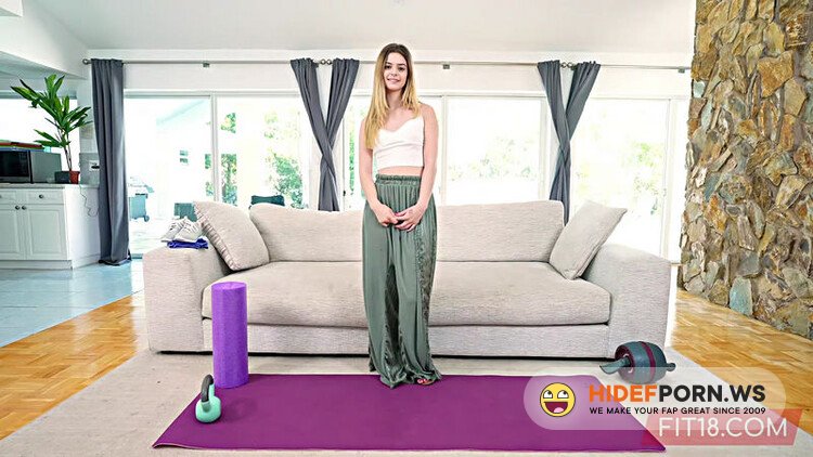 - Molly Little - Does The Splits And Creampied Again [FullHD 1080p]