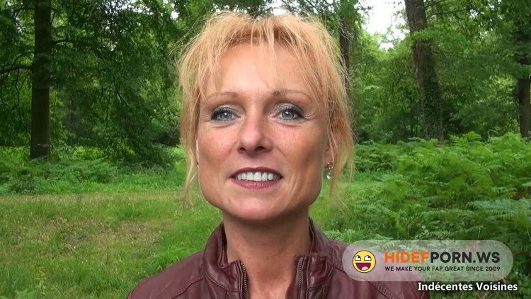 Indecentes-Voisines.com/JacquieetMichelTV.net - Cougar, Infirmiere Aux Urgences A Bordeaux, Prise Au Piege Entre 5 Lascars  : Mendy [HD 720p]