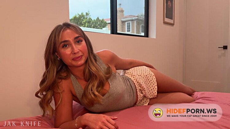 - Your Step-Sis Makes Your Cock Hard, How Strange - Lily Phillips [FullHD 1080p]