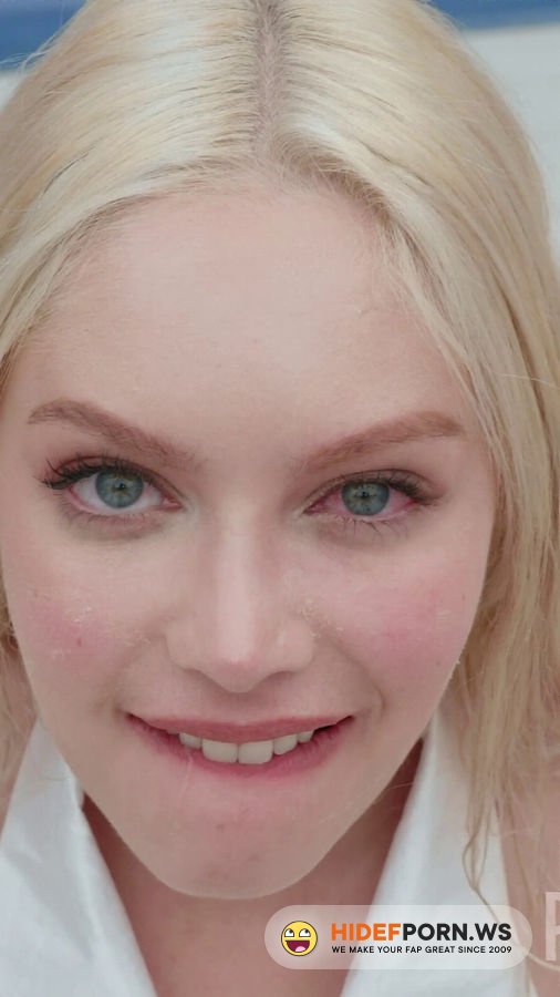 PremiumBukkake.com - Vivian Lola #2 - Bukkake [UltraHD/4K 2160p]