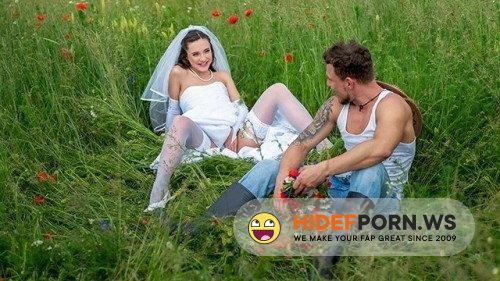 Bride4K - Sakura Hell - Peasant Runaway Bride [2024/SD]