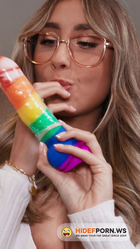 BrazzersExxtra.com/Brazzers.com - Nerdy Nympho Gets Her Dick Fix [FullHD 1080p]