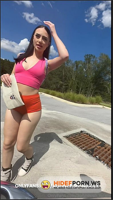 - Auhneesh Nicole @auhneesh Nicole  Car BG  Cream Pie PPV [SD 720p] - 2025