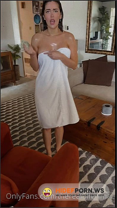 - Olivia Mae @therealoliviamae  Fucks Pizza Delivery Guy [SD 720p] - 2025