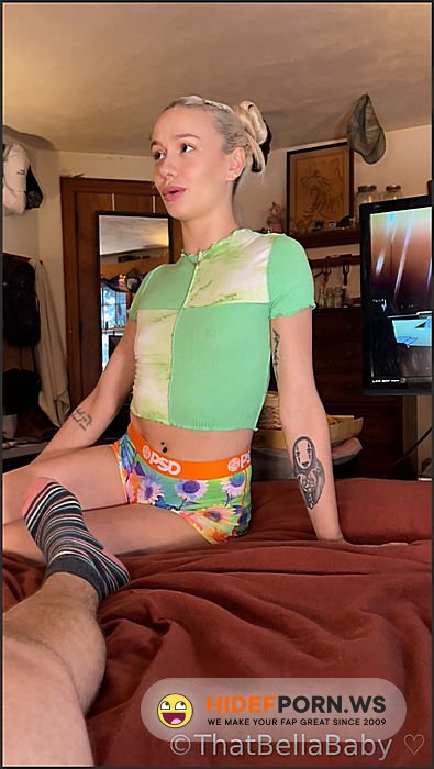 - Naomi Swann @naomiswann  Brand New Step Sis Roleplay Footjob! [SD 1920p] - 2025