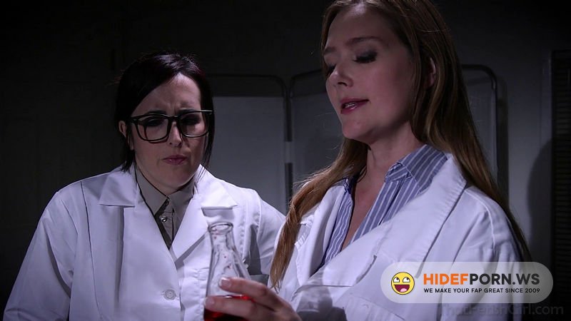 Clips4sale - The Lesbia Maniacal Scientist [FullHD 1080p]