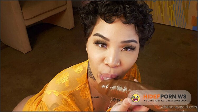 Onlyfans - Hot Honey Gold Has Fun With a Dildo Bbc 1080p [FullHD 1080p] - 2025