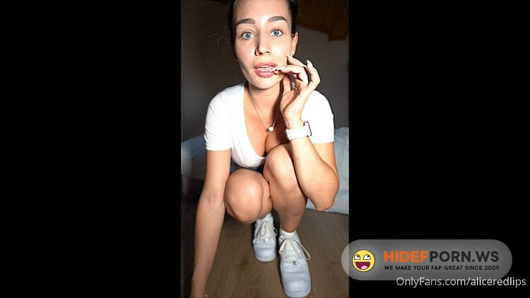 Onlyfans/ManyVids - Ema Novak Aka AliceRedLips @miaslava  Dildo Ride [HD 720p] - 2025
