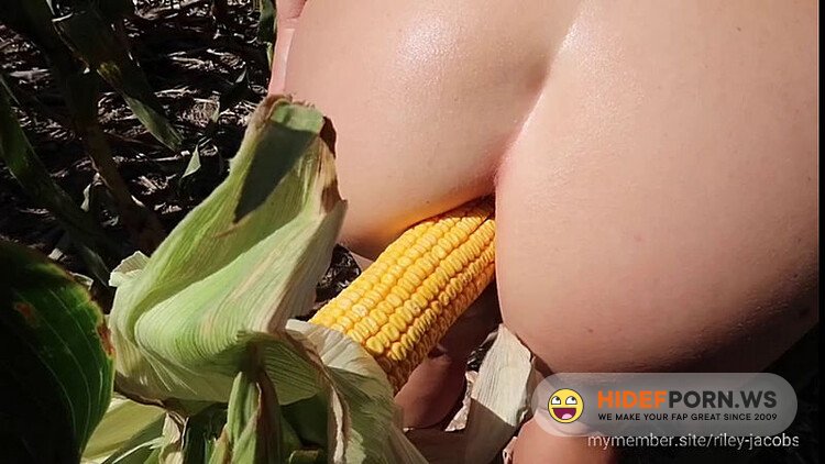 Onlyfans/ManyVids - Riley Jacobs  Country Girls Make Due [SD 480p] - 2025