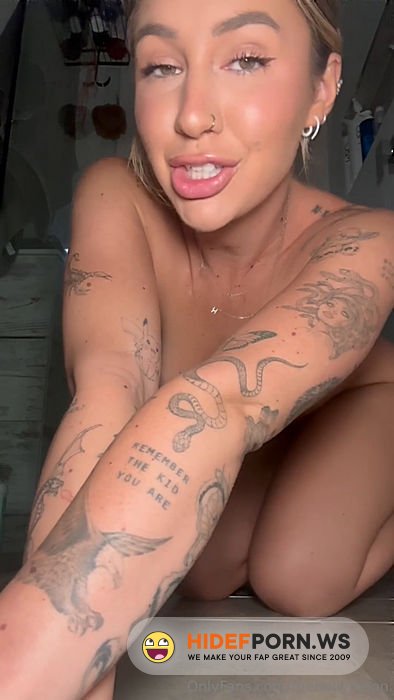 Onlyfans/ManyVids - Holly Brougham  Bathroom Dildo Fuck [SD 1920p] - 2026