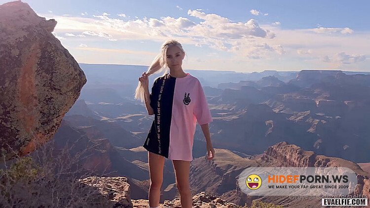 Onlyfans/ManyVids - Eva Elfie Films a Sextape In The Grand Canyon 1080p [FullHD 1080p] - 2026