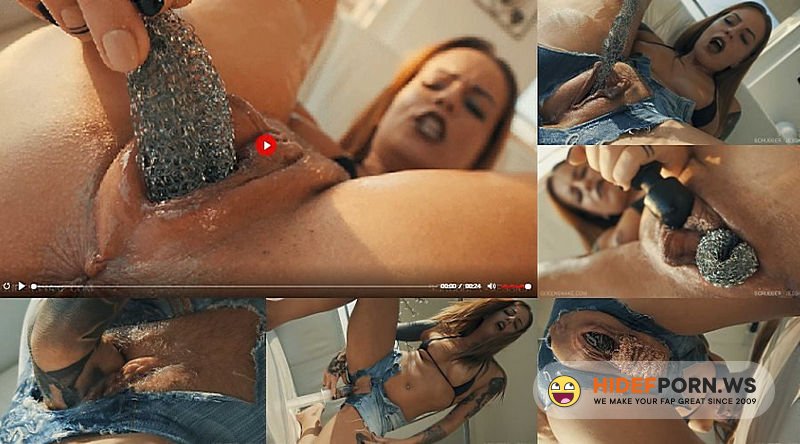 QueenSnake.com - Jessica  Scrubber  Jessica [FullHD 1080p]
