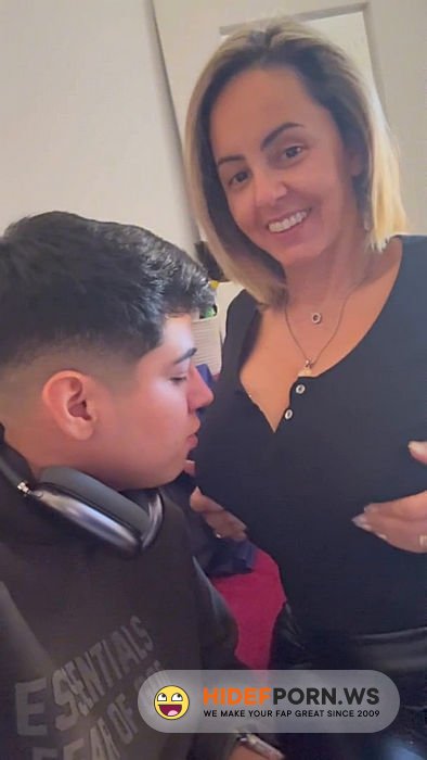 Onlyfans - Milf Model Donna Molino [SD 1080p] - 2026
