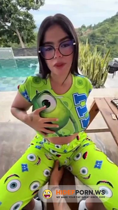 Onlyfans - Natalia Hoyos Sex Tape With a Strap On 2160p [SD 2160p] - 2026