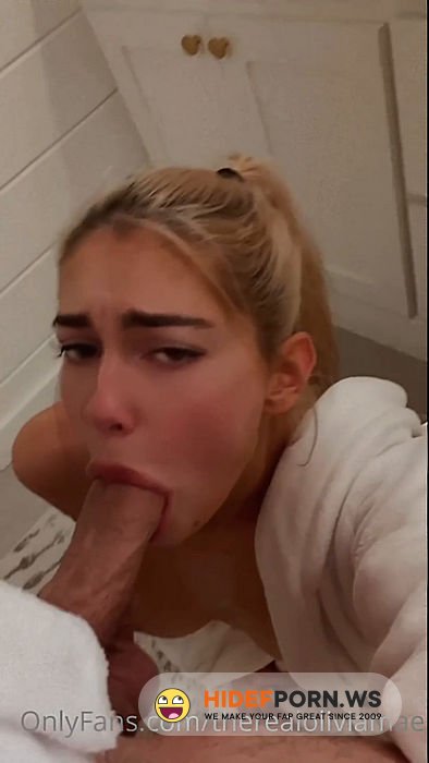 Onlyfans - Goddess Olivia Mae Gets Fucked In Her Bathrobe [SD 1440p] - 2026